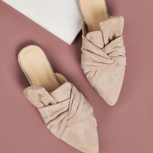 Pointed Toe Ruched Flat Mules
